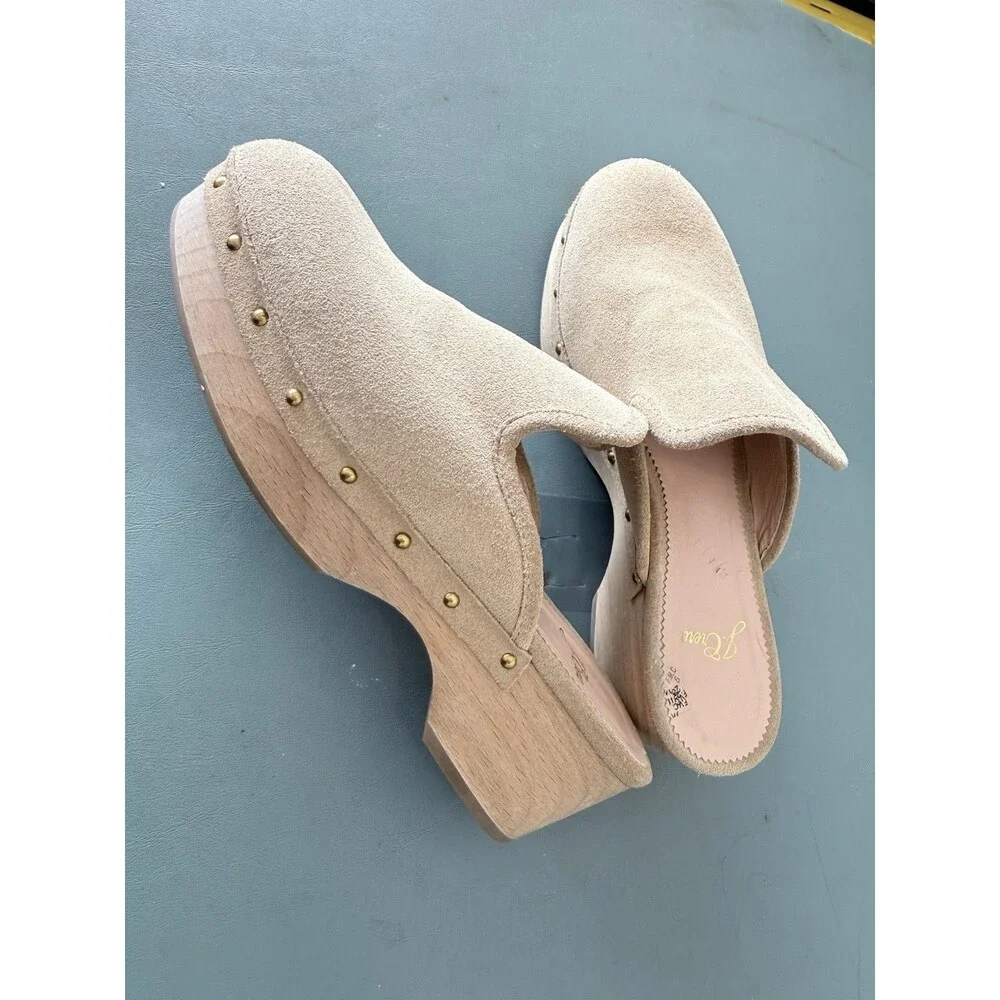 198. J. Crew Beige Leather Slip On Clogs‎ Shoes AQ674 Size 6.5 Brand New